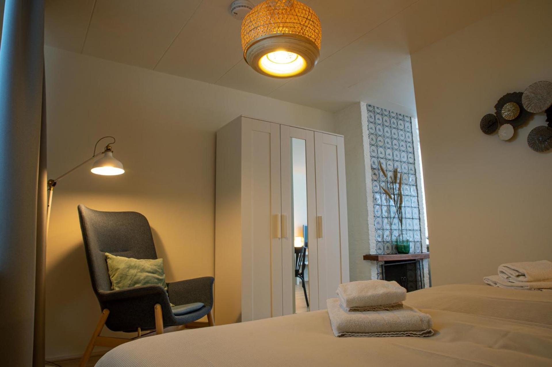 Hotel-Restaurant De Walvisvaarder Hollum  Ngoại thất bức ảnh
